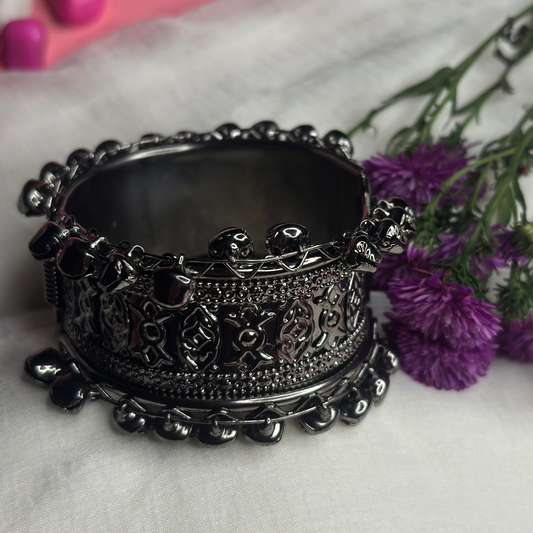 Oxidized Black Metal Bangle with Ghungroo Bells